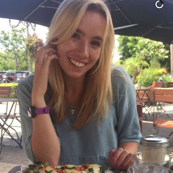 Meet your Posher, Remy - Picture 3 of 6